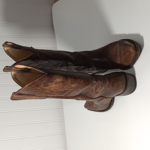 CCO| IDYLLWILD | 8B like new Leather - Picture 6 of 12